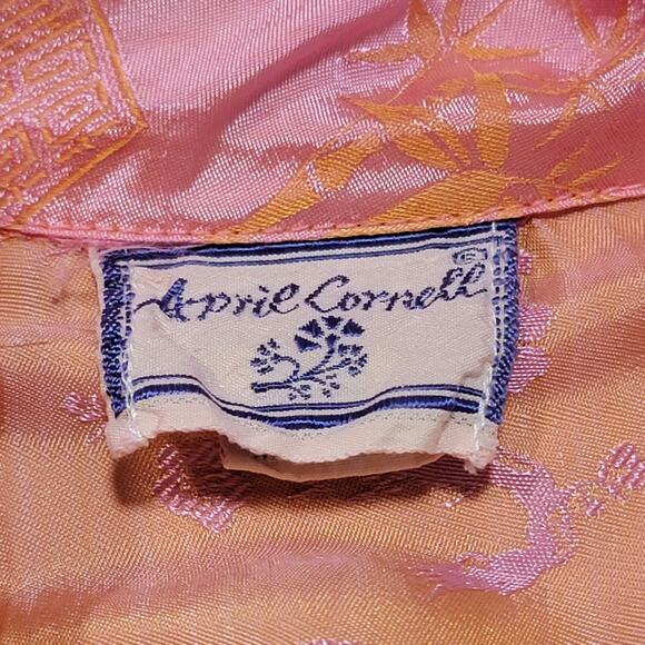 April Cornell VTG 100% Silk Button Up Kimono PJ Top Embroidered Floral Asian - Picture 3 of 6